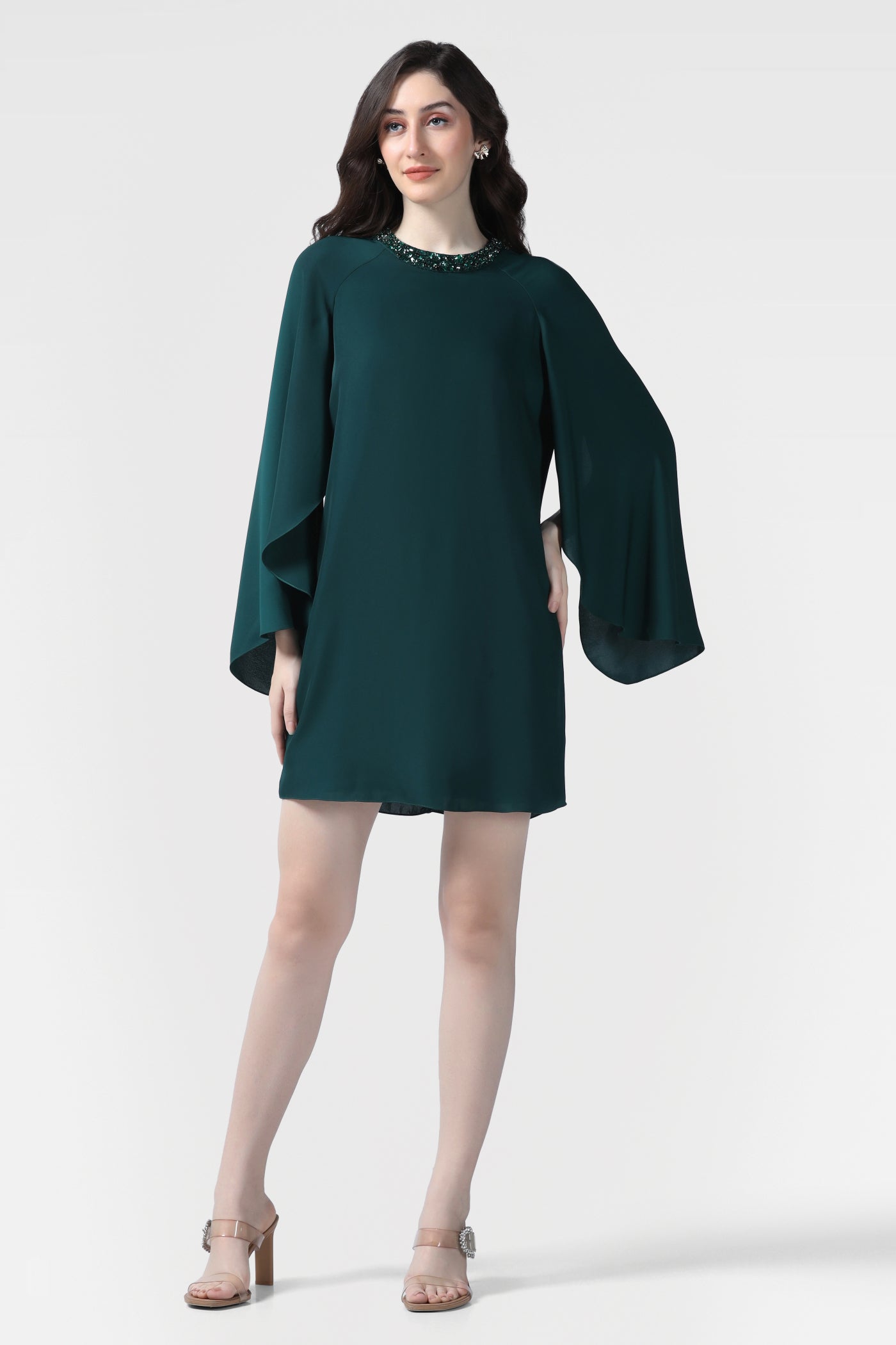 Emerald Green Sequin Embellished Cape Dress L Emerald Green Sequin Embellished Cape Dress L